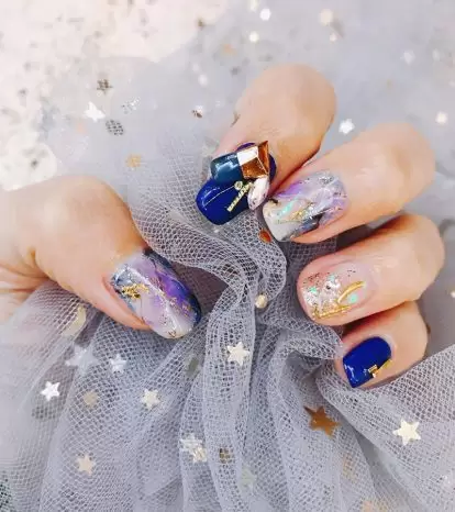 nail